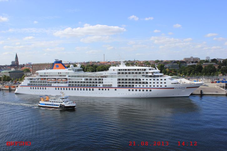 MS EUROPA in Kiel