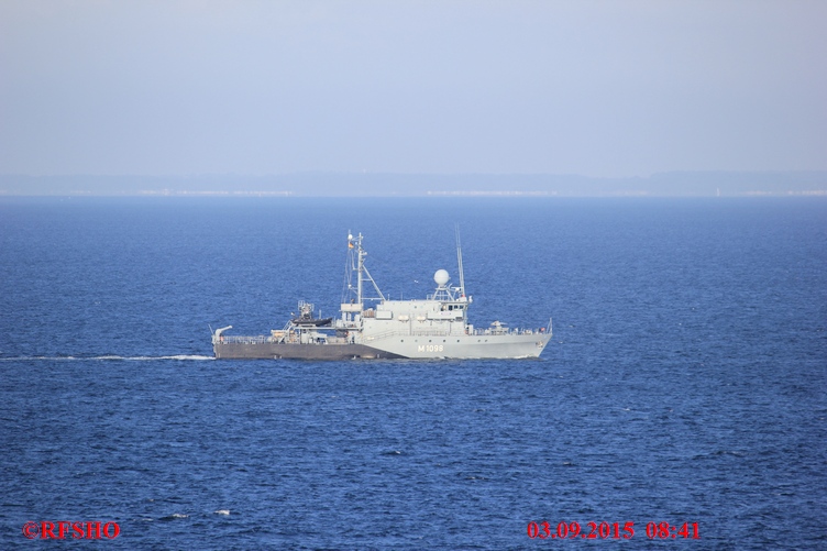 M 1098