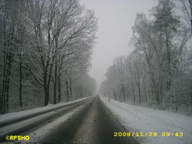 Schnee auf der Strasse