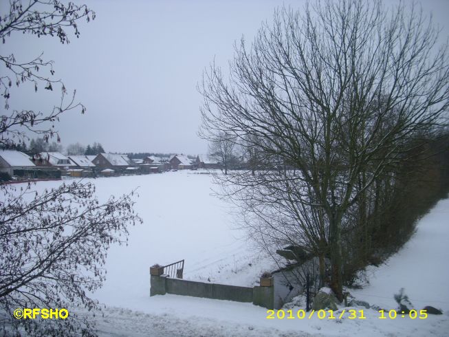 Ausblick vom Feuerwehrhaus, Dorfstrasse  (- 2,5 ° C)