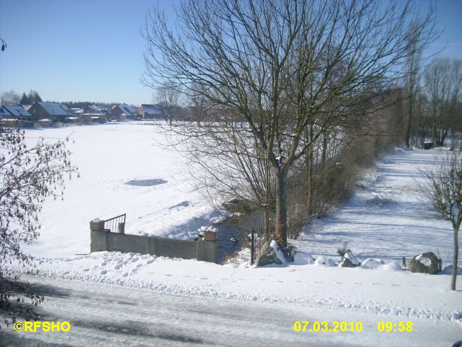 Ausblick vom Feuerwehrhaus, Dorfstrasse