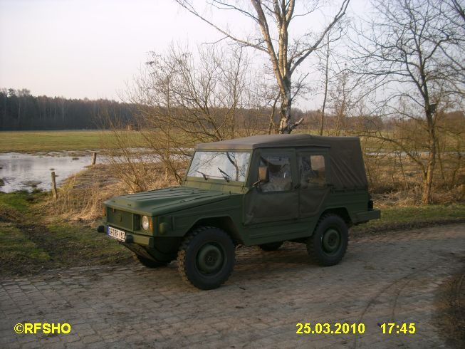 VW Iltis an der Lübingshorster Brücke