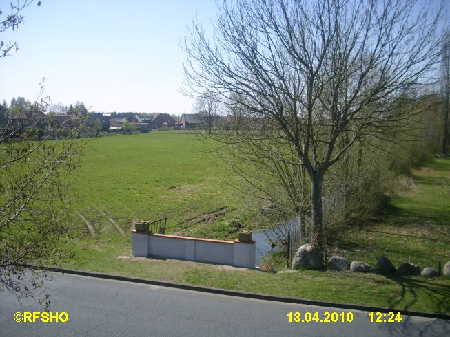 Ausblick vom Feuerwehrhaus, Dorfstrasse 