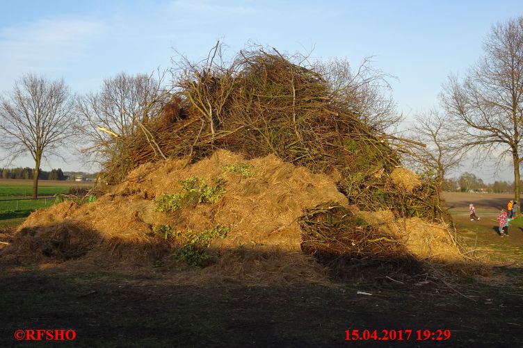 Schützenstraße, Osterfeuer