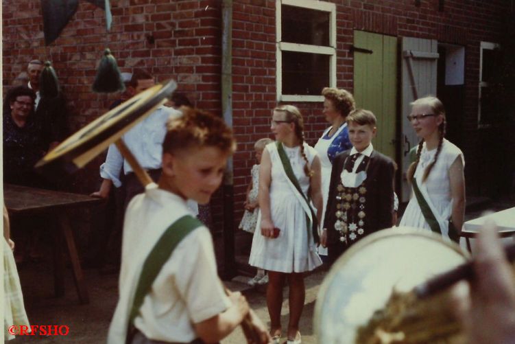 Königsfrühstück beim Kinderkönig Rolf Fe.