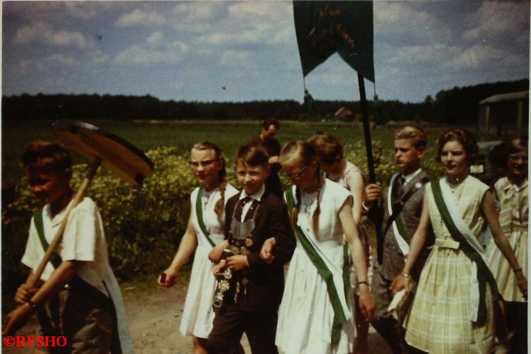 Königsfrühstück beim Kinderkönig Rolf Fe.