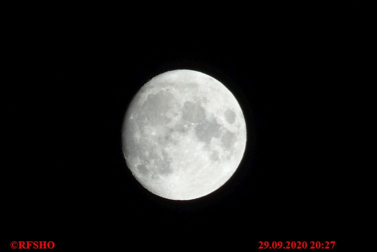 Ringstraße, Mond 85,3 % zunehmend