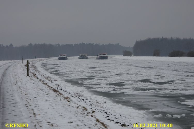 Elbe-Seitenkanal, Eisbrecher BIEBER, BUEFFEL, ELBE