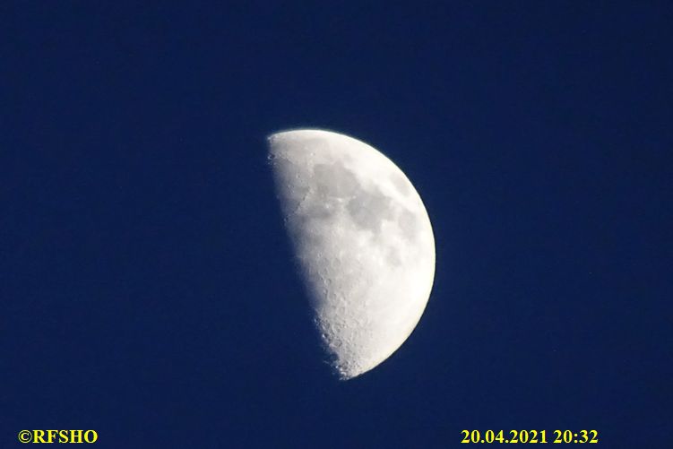 Ringstraße, Mond zunehmend