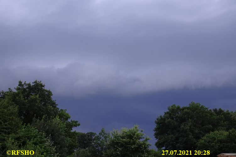 Ringstraße, Regenfront