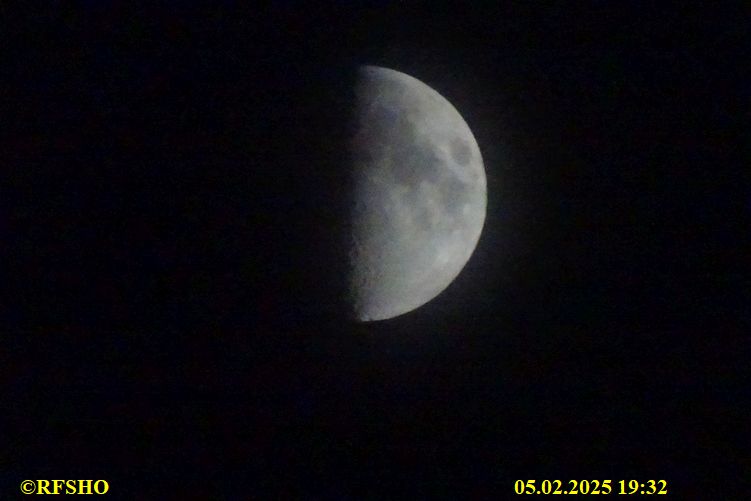 Ringstraße, Mond