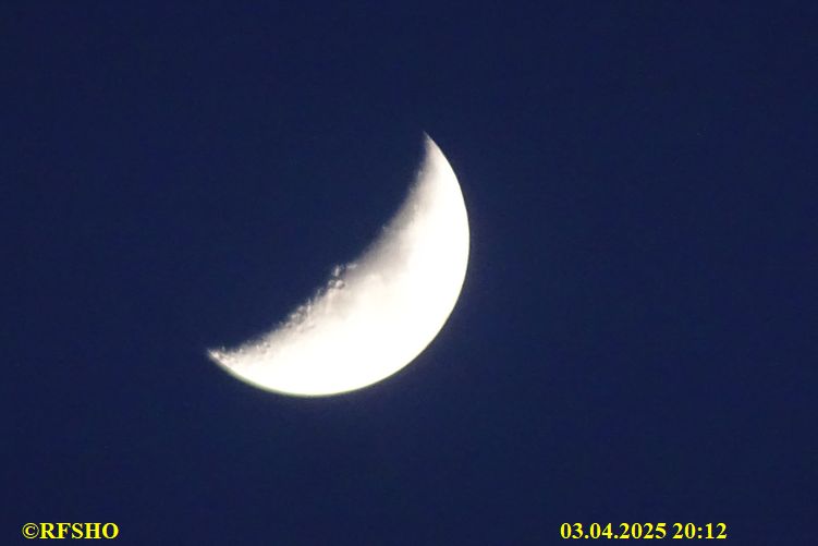 Frühlingsmond