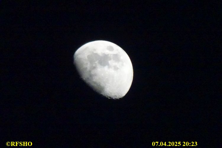 Frühlingsmond