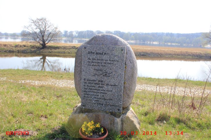 Gedenkstein ”Deutsche Teilung” am Fähranleger Lenzen 