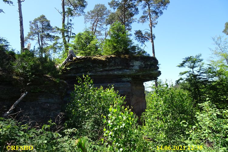 Hohler Felsen