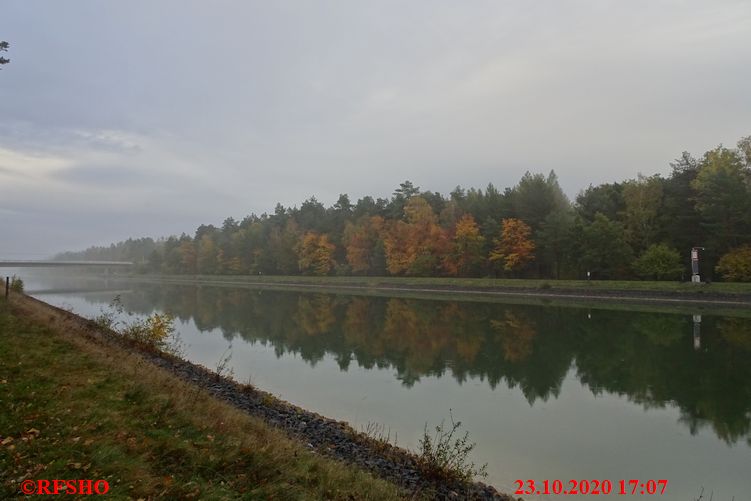 Marschstrecke  am Elbe-Seitenkanal