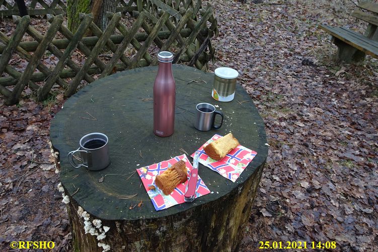 Marschstrecke, Pause an der Freundschaftseiche