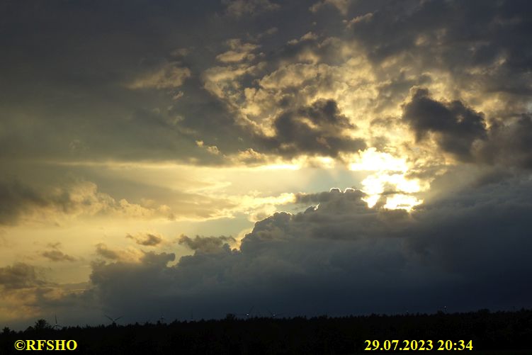 Schützenstraße, Wolken