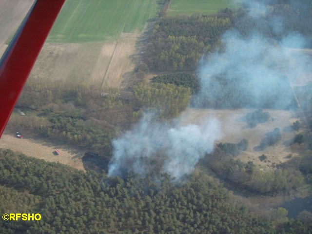 Waldbrand Hillerse / Rolfsbüttel (LK GF) 22.04.2003