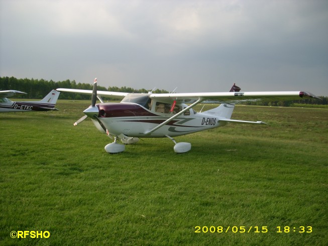 Das neue Flugzeug des Stützpunktes Lüneburg, Florian Flugdienst 1 eine Cessna 206H "Stationair" D-ENDS