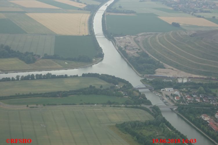 Elbe-Seitenkanal − Mittellandkanal