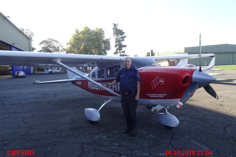 Cessna 206 D-EFVP am Flugplatz EDVM