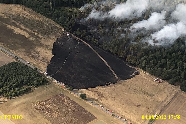 Waldbrand an der K5 zw. Scheppau und Lauingen