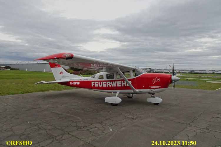 Cessna 206 D-EFVP am Flugplatz EDVM