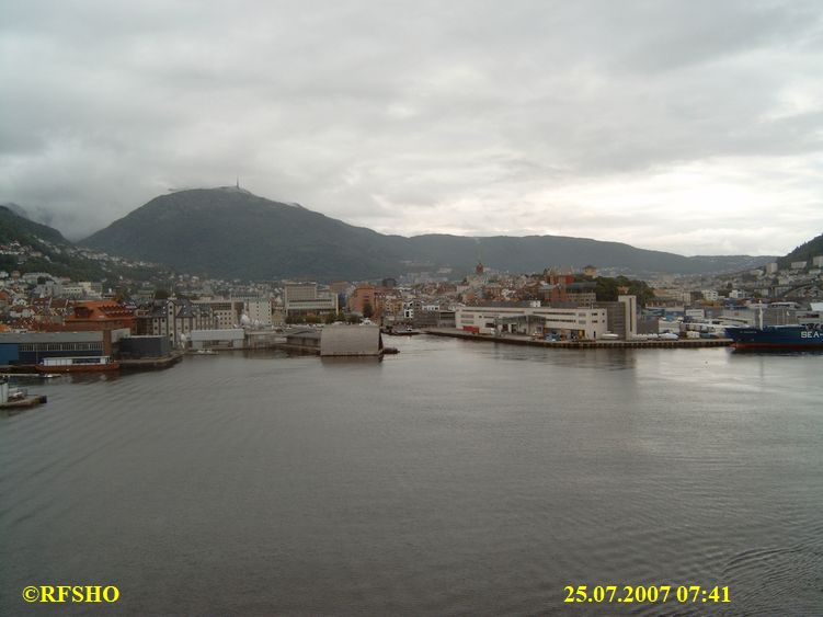 Bergen Hurtigruten Kai