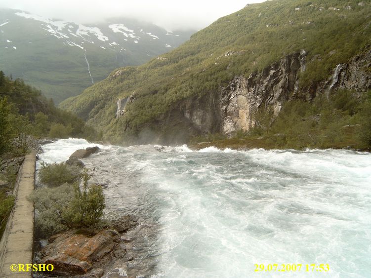 Kjosfossen