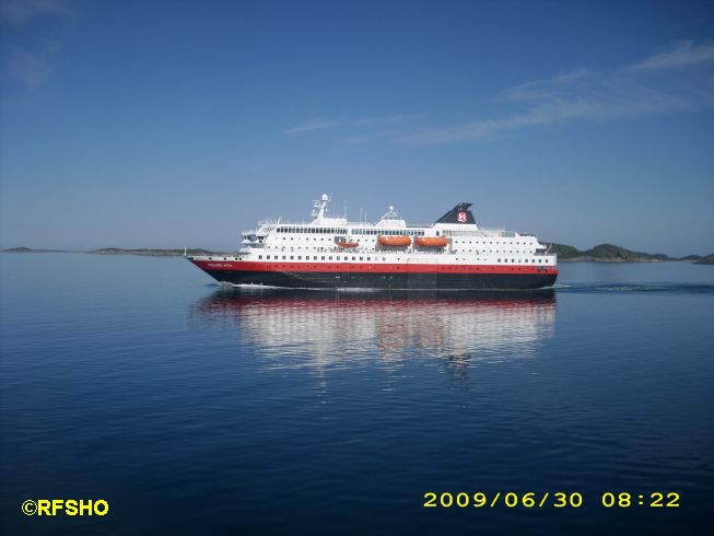 MS RICHARD WITH