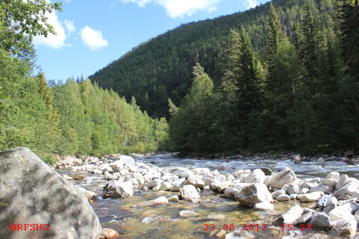 am Kvitskriuprestein