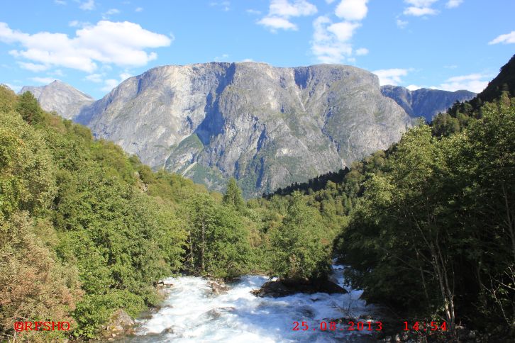 am Mardalsfossen