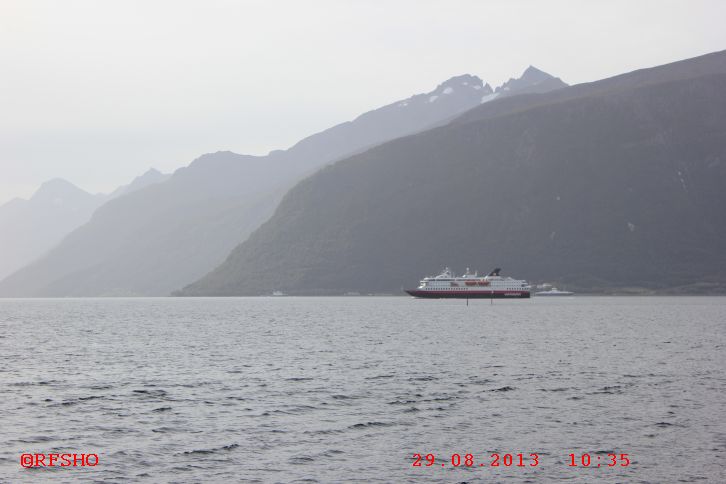 MS Nordkapp auf der Fahrt nach Geiranger