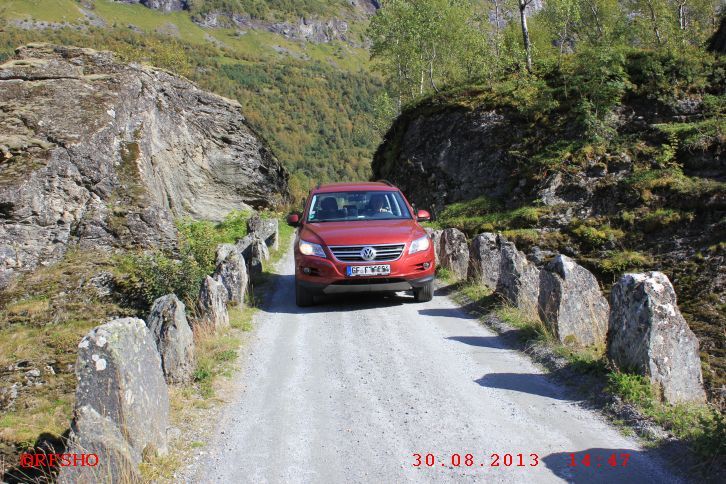 Geirangervegen, Knuten
