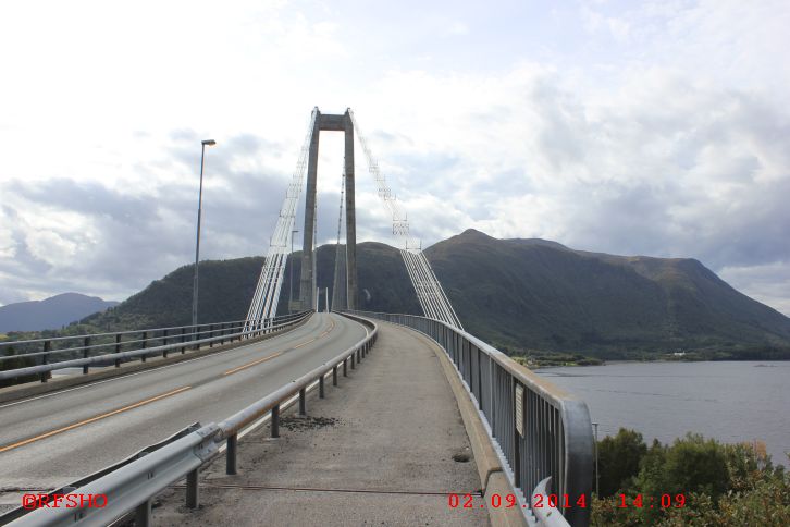Gjemnessundbrua