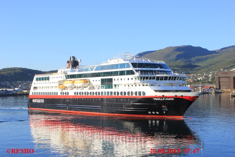Harstad Begegnung MS TROLLFJORD
