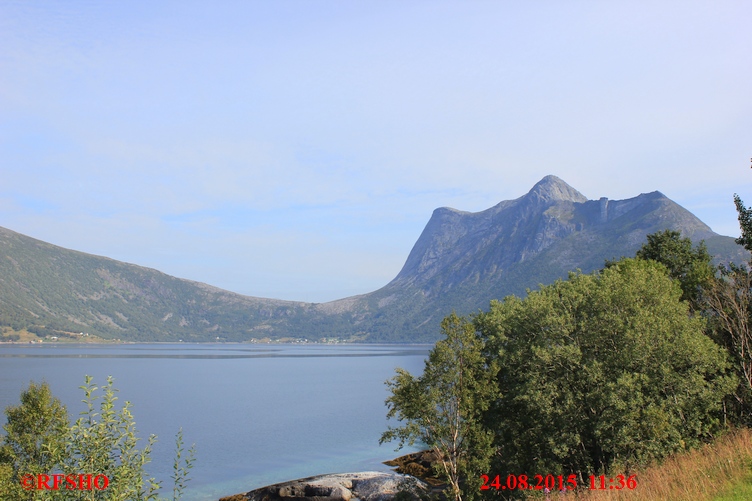 an der E6 N 68,24557°  E 016,30711°