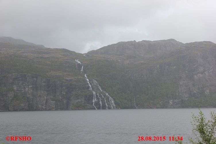 Fähre Vennesund − Holm