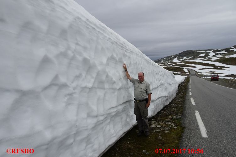 Snøvegen (Fv243)