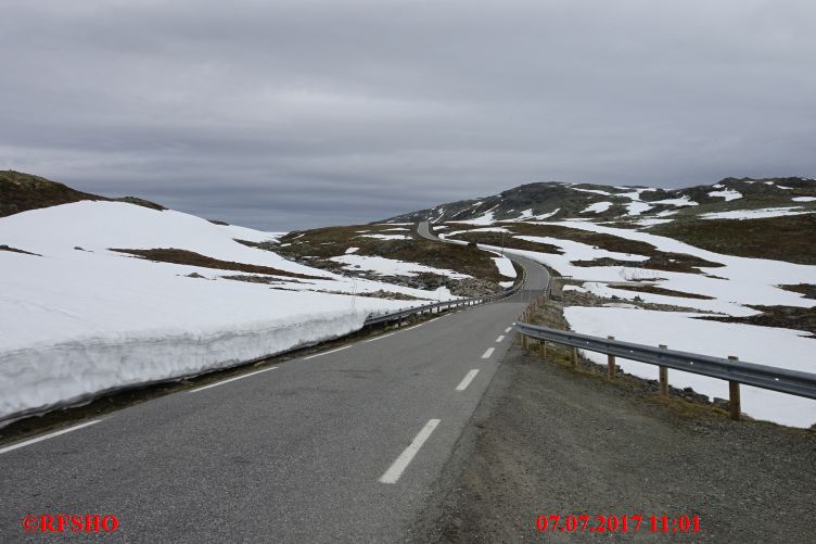 Snøvegen (Fv243)