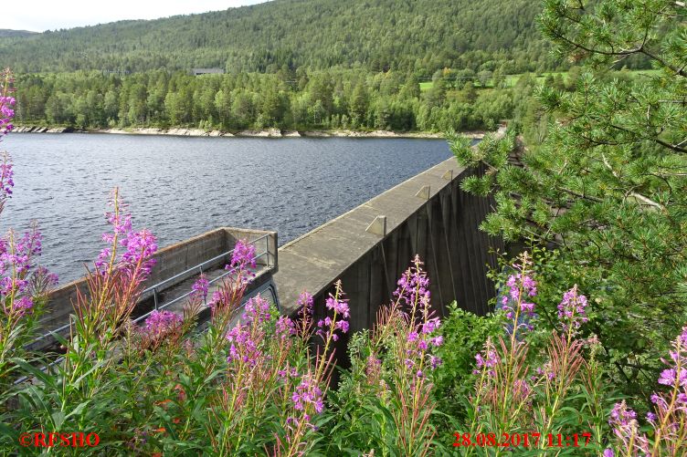 am RV 3, Storfossen 