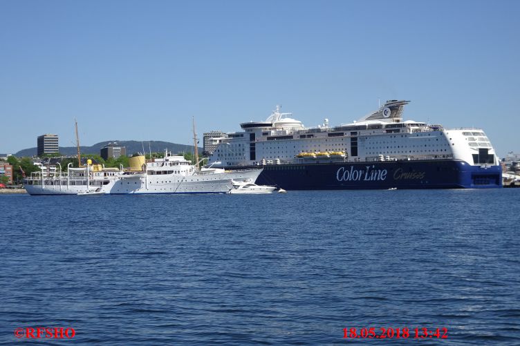 Kongeskipet NORGE − MS COLOR MAGIC