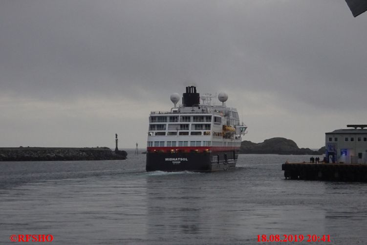 Svolvær, MS MIDNATSOL