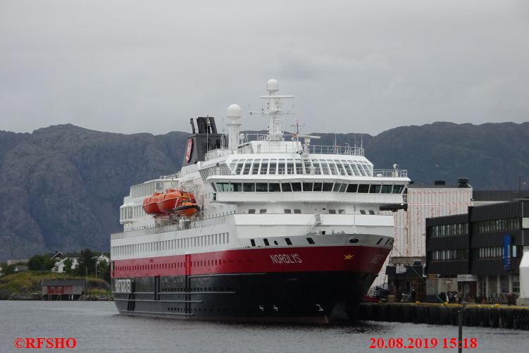 MS NORDLYS in Brønnøysund