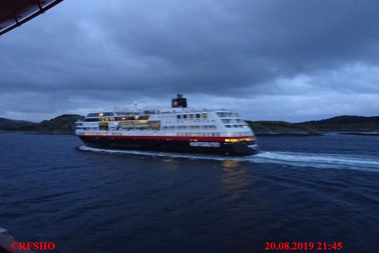 Begegnung MS TROLLFJORD