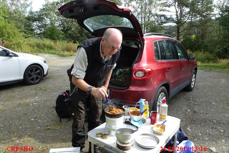 Mittag, Bundeswehr EPa Cevapcici, auf Trangia Kocher