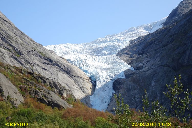 Briksdalsbre