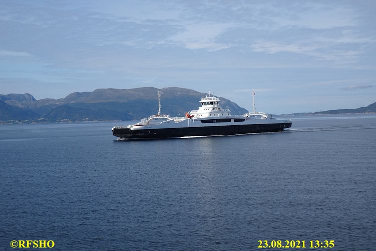 Fähre Vestnes −> Molde