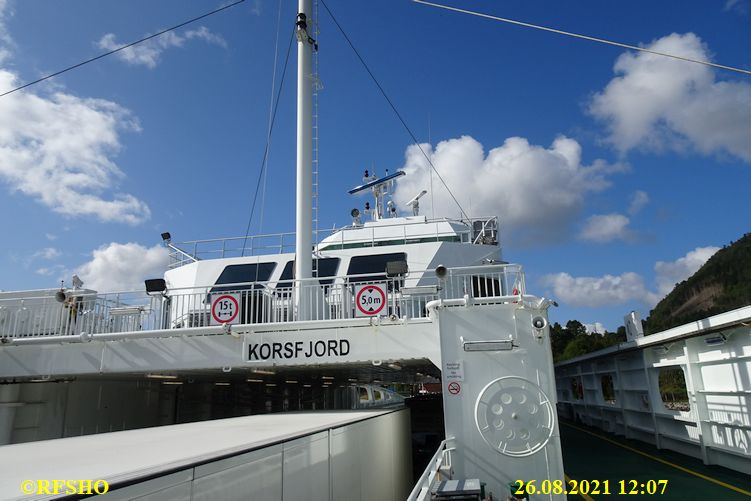 Fähre Kannestraum −> Halsa
